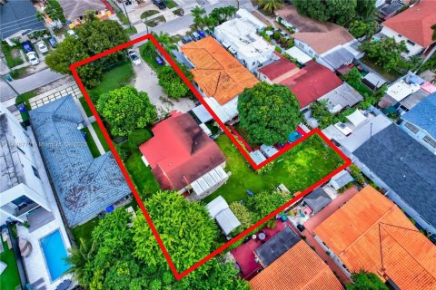 Casa en venta en Miami, Florida, 3 dormitorios, 143.16 m2 № 1850362 - foto 4