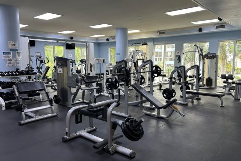 Condo in Miami, Florida, 1 bedroom  № 2026875 - photo 15