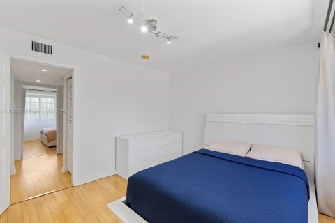 Touwnhouse à vendre à Aventura, Floride: 2 chambres, 122.26 m2 № 2088812 - photo 21