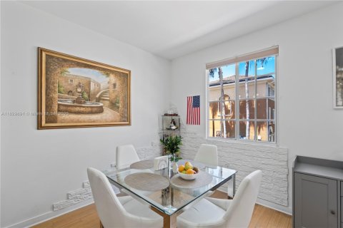 Touwnhouse à vendre à Aventura, Floride: 2 chambres, 122.26 m2 № 2088812 - photo 9