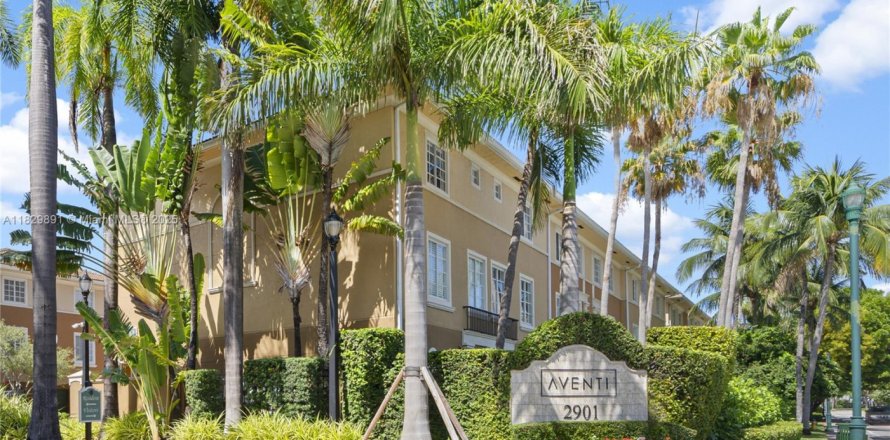 Touwnhouse à Aventura, Floride 2 chambres, 122.26 m2 № 2088812