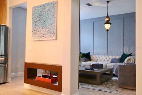 Villa ou maison à louer à Tampa, Floride: 4 chambres, 250.84 m2 № 2117249 - photo 5