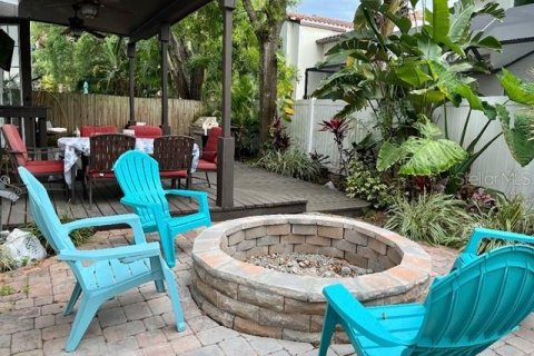 Villa ou maison à louer à Tampa, Floride: 4 chambres, 250.84 m2 № 2117249 - photo 20