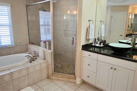 Villa ou maison à louer à Tampa, Floride: 4 chambres, 250.84 m2 № 2117249 - photo 15