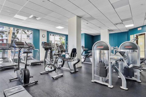 Copropriété à vendre à Hollywood, Floride: 1 chambre, 84.08 m2 № 2039095 - photo 4