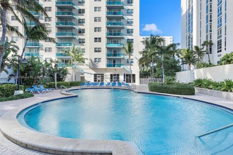 Copropriété à vendre à Hollywood, Floride: 1 chambre, 84.08 m2 № 2039095 - photo 3
