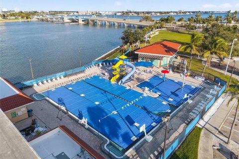 Copropriété à vendre à Saint Pete Beach, Floride: 2 chambres, 90.58 m2 № 2373588 - photo 25