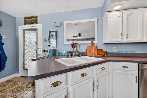Copropriété à vendre à Saint Pete Beach, Floride: 2 chambres, 90.58 m2 № 2373588 - photo 12