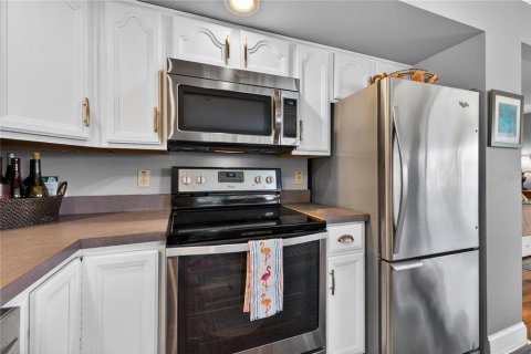 Copropriété à vendre à Saint Pete Beach, Floride: 2 chambres, 90.58 m2 № 2373588 - photo 11