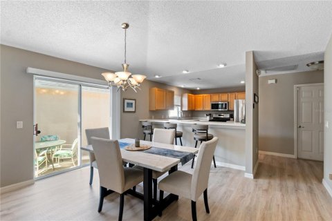 Villa ou maison à vendre à The Villages, Floride: 2 chambres, 107.02 m2 № 2149821 - photo 6