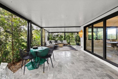 House in Fort Lauderdale, Florida 2 bedrooms, 164.34 sq.m. № 2083362 - photo 24