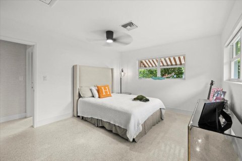 House in Fort Lauderdale, Florida 2 bedrooms, 164.34 sq.m. № 2083362 - photo 19