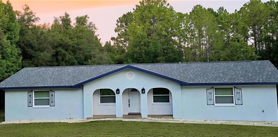 House in Lecanto, Florida 3 bedrooms № 2403071
