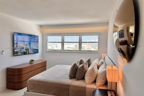 Снять в аренду кондоминиум в Майами-Бич, Флорида 1 спальня, 77.11м2, № 2077654 - фото 24