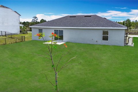 House in Cape Coral, Florida 3 bedrooms, 126.07 sq.m. № 1847480 - photo 18