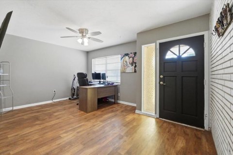 House in Plant City, Florida 3 bedrooms, 176.98 sq.m. № 2119265 - photo 6