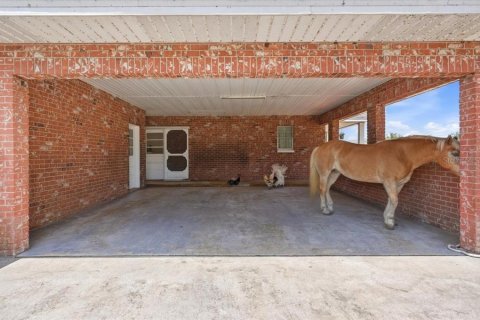 House in Plant City, Florida 3 bedrooms, 176.98 sq.m. № 2119265 - photo 26