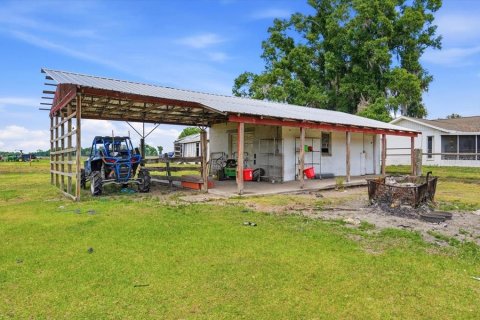 House in Plant City, Florida 3 bedrooms, 176.98 sq.m. № 2119265 - photo 30