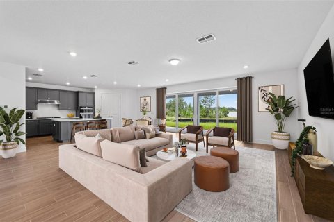 Villa ou maison à vendre à Zephyrhills, Floride: 5 chambres, 379.32 m2 № 1914103 - photo 2