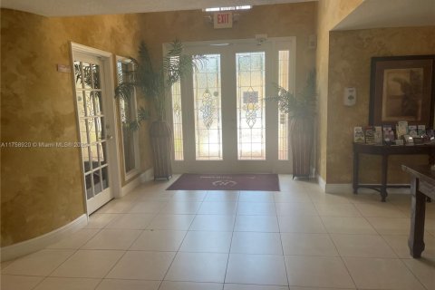 Copropriété à vendre à Pompano Beach, Floride: 2 chambres, 83.89 m2 № 1985330 - photo 23