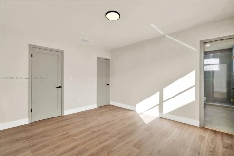 Casa en venta en Homestead, Florida, 3 dormitorios, 139.82 m2 № 1974161 - foto 20