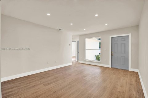 Casa en venta en Homestead, Florida, 3 dormitorios, 139.82 m2 № 1974161 - foto 8