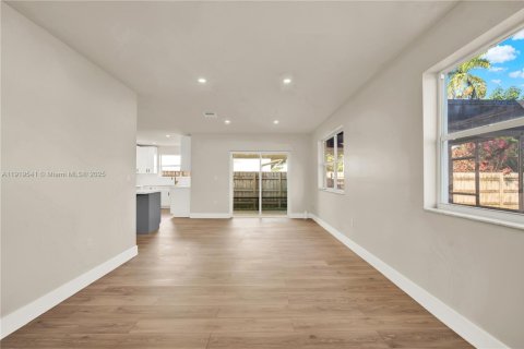 Casa en venta en Homestead, Florida, 3 dormitorios, 139.82 m2 № 1974161 - foto 17