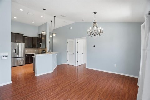 Townhouse in Tampa, Florida 2 bedrooms, 117.43 sq.m. № 2218451 - photo 16