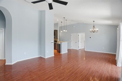 Townhouse in Tampa, Florida 2 bedrooms, 117.43 sq.m. № 2218451 - photo 9