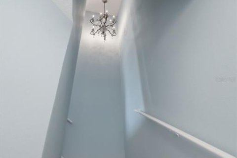 Townhouse in Tampa, Florida 2 bedrooms, 117.43 sq.m. № 2218451 - photo 7