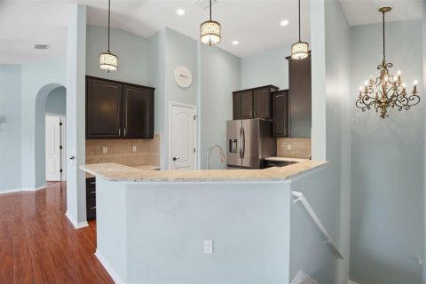 Townhouse in Tampa, Florida 2 bedrooms, 117.43 sq.m. № 2218451 - photo 17