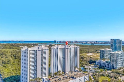 Copropriété à vendre à North Miami, Floride: 3 chambres, 190.26 m2 № 2024944 - photo 22