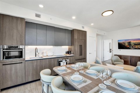 Copropriété à vendre à Miami Beach, Floride: 4 chambres, 109.35 m2 № 1946468 - photo 9