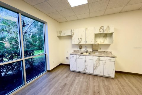 Commercial property in Lake Mary, Florida 190.64 sq.m. № 2376607 - photo 8