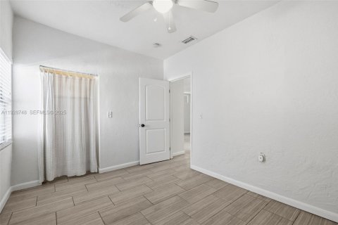 Appartement à louer à Miami, Floride: 2 chambres, 83.61 m2 № 1987529 - photo 9