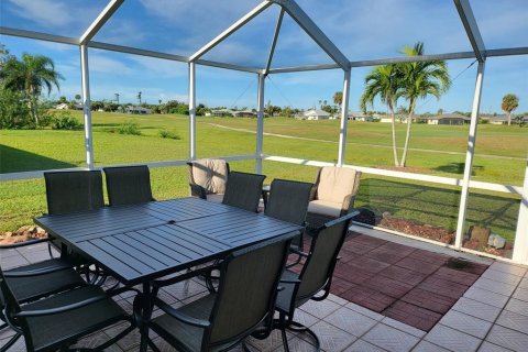 Villa ou maison à louer à Rotonda, Floride: 3 chambres, 147.81 m2 № 907887 - photo 29
