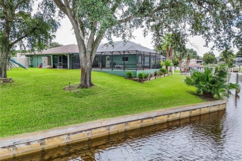 Villa ou maison à vendre à Palm Coast, Floride: 4 chambres, 198.35 m2 № 2355146 - photo 21