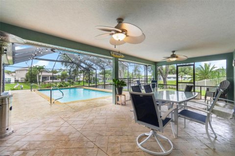 Villa ou maison à vendre à Palm Coast, Floride: 4 chambres, 198.35 m2 № 2355146 - photo 30