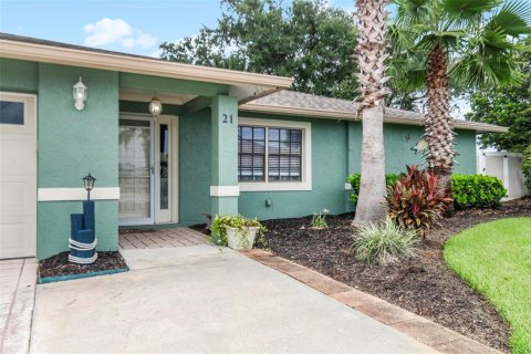 Villa ou maison à vendre à Palm Coast, Floride: 4 chambres, 198.35 m2 № 2355146 - photo 6