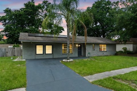 House in Seffner, Florida 3 bedrooms, 141.68 sq.m. № 1804003 - photo 4
