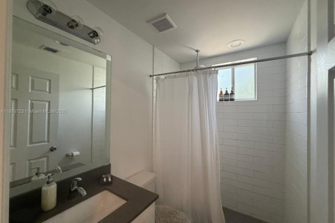 Снять в аренду квартиру в Майами, Флорида 1 спальня, 55.74м2, № 1926529 - фото 8