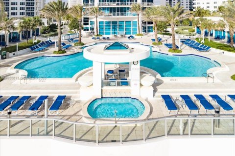 Condominio en venta en Hollywood, Florida, 4 dormitorios, 322 m2 № 2009954 - foto 3