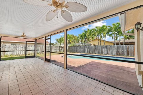 Villa ou maison à vendre à Coral Springs, Floride: 3 chambres, 141.86 m2 № 2023698 - photo 27