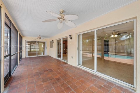 Villa ou maison à vendre à Coral Springs, Floride: 3 chambres, 141.86 m2 № 2023698 - photo 25