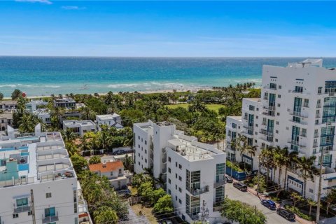 Copropriété à louer à Miami Beach, Floride: 1 chambre, 70.61 m2 № 2149251 - photo 29
