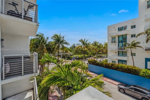 Copropriété à louer à Miami Beach, Floride: 1 chambre, 70.61 m2 № 2149251 - photo 4