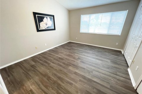 Townhouse in Oldsmar, Florida 2 bedrooms, 103.12 sq.m. № 1911212 - photo 15