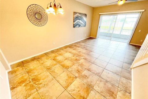 Townhouse in Oldsmar, Florida 2 bedrooms, 103.12 sq.m. № 1911212 - photo 27