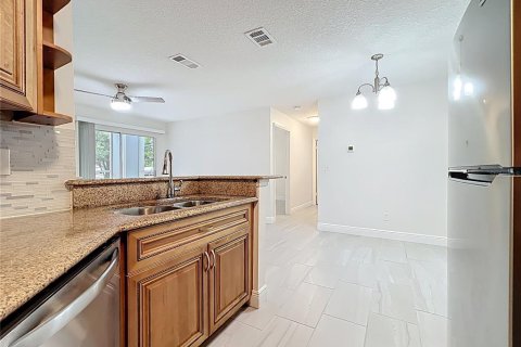 Condo in Lake Mary, Florida, 3 bedrooms  № 1773383 - photo 7
