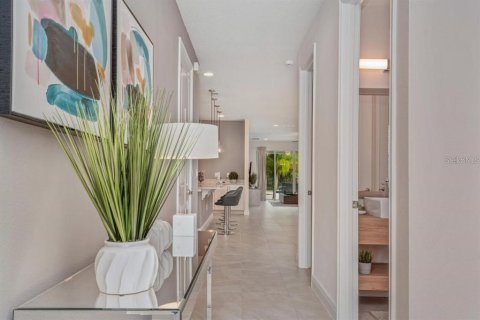 Casa en venta en Kissimmee, Florida, 8 dormitorios, 378.76 m2 № 1904269 - foto 3